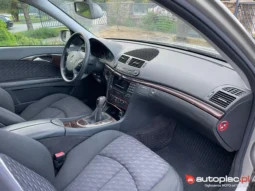 
										Mercedes-Benz Klasa E W211 full									