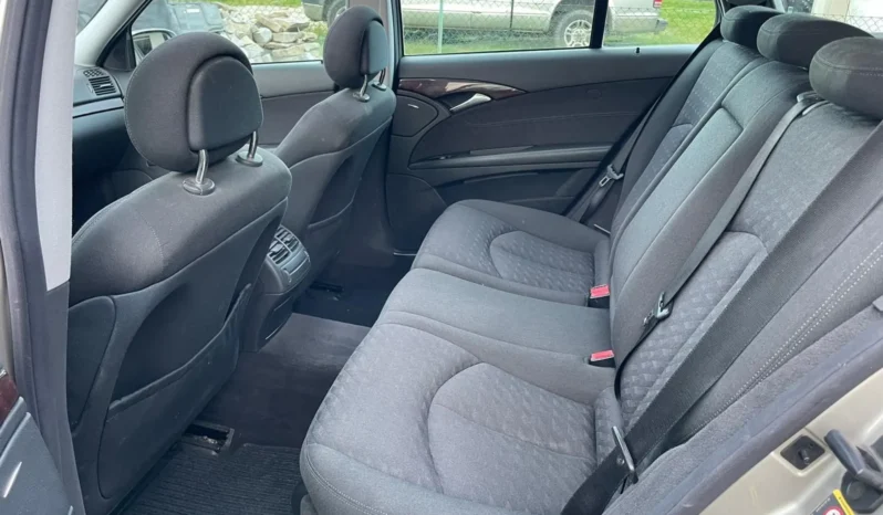 
								Mercedes-Benz Klasa E W211 full									