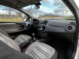 
										FIAT PUNTO full									