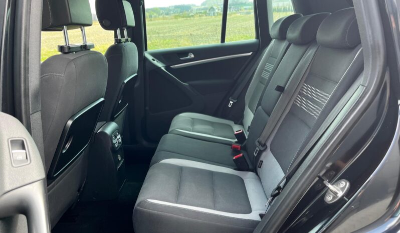 
								VOLKSWAGEN TIGUAN full									