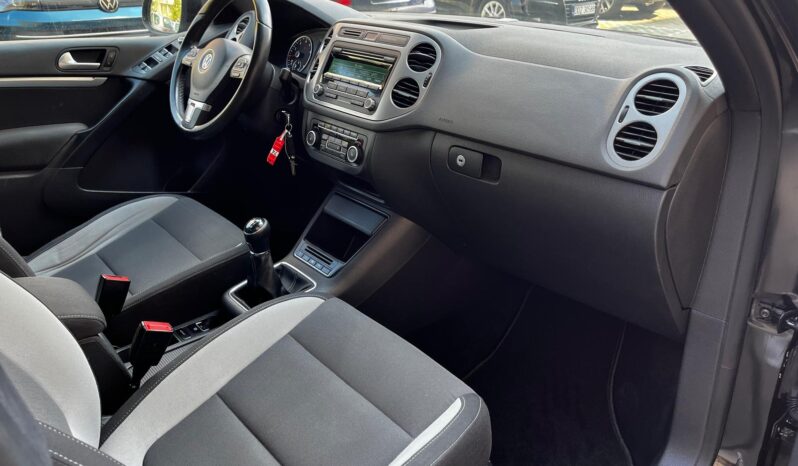 
								VOLKSWAGEN TIGUAN full									