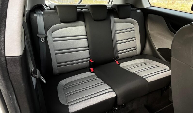 
								FIAT PUNTO full									