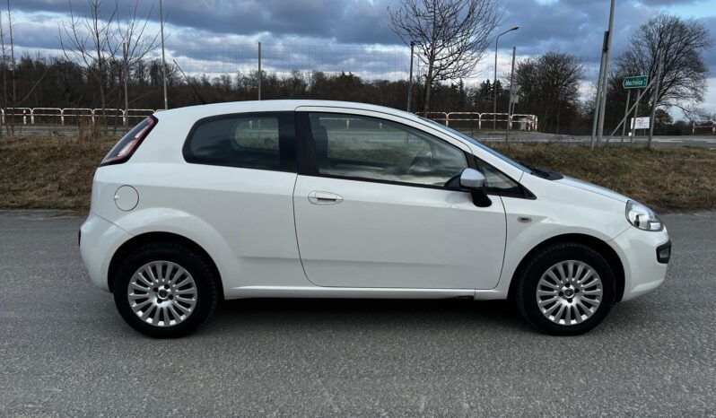 
								FIAT PUNTO full									