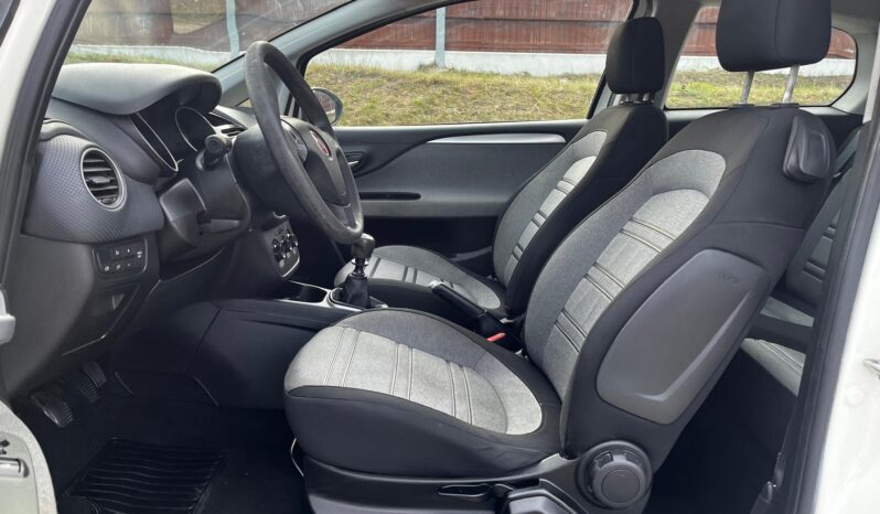 
								FIAT PUNTO full									