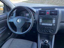 
										VOLKSWAGEN GOLF full									