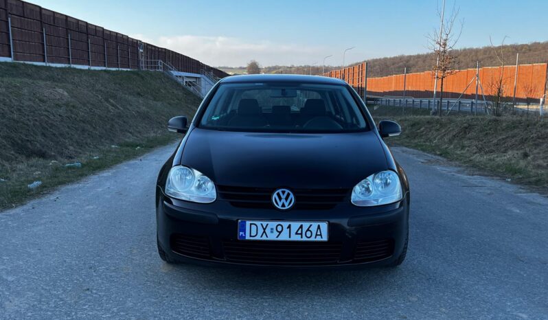 
								VOLKSWAGEN GOLF full									