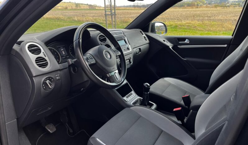 
								VOLKSWAGEN TIGUAN full									