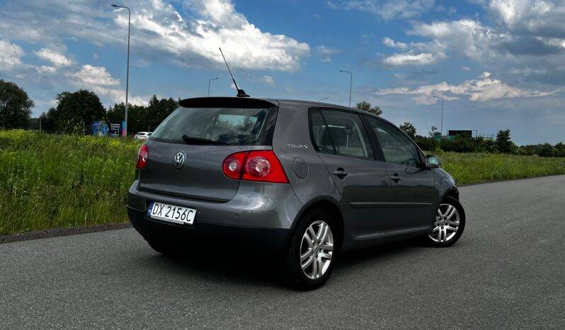
								VOLKSWAGEN GOLF full									