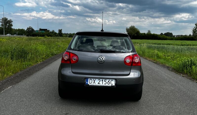 
								VOLKSWAGEN GOLF full									