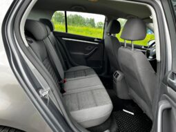 
										VOLKSWAGEN GOLF full									