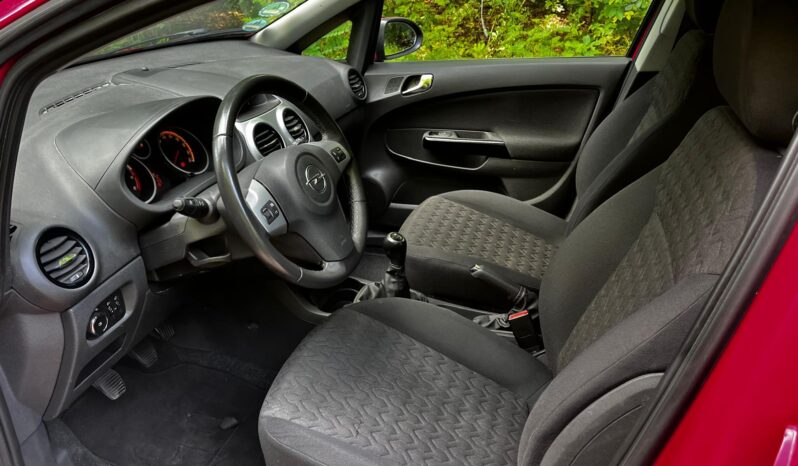 
								OPEL CORSA full									