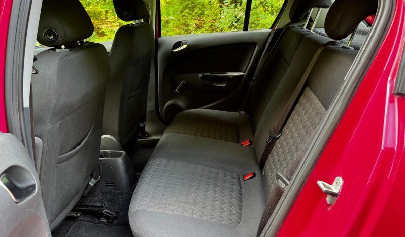 
								OPEL CORSA full									