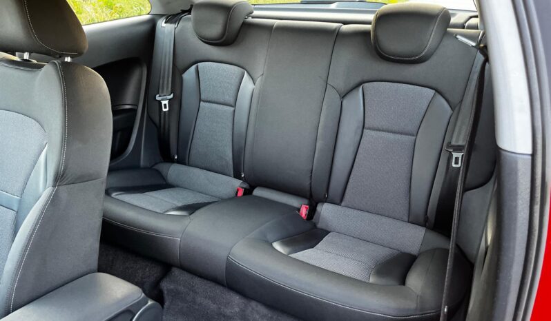 
								AUDI A1 full									