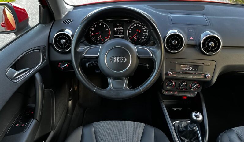 
								AUDI A1 full									