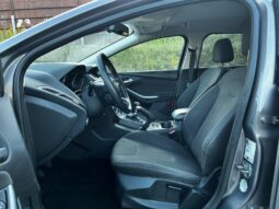 
										FORD FOCUS full									