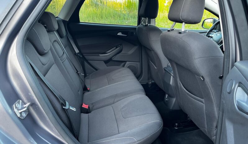 
								FORD FOCUS full									