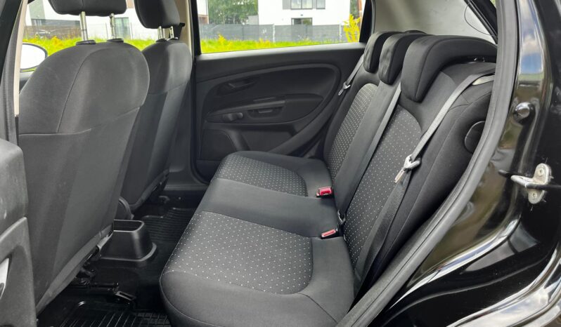 
								FIAT PUNTO full									