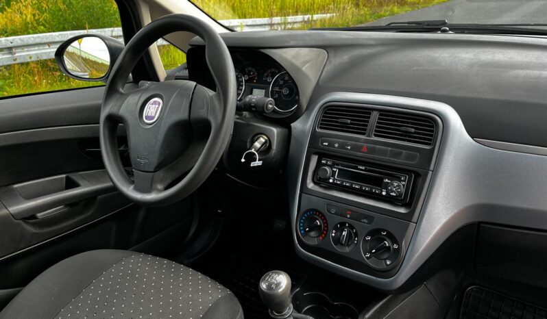 
								FIAT PUNTO full									