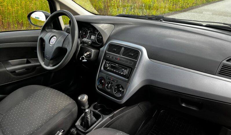 
								FIAT PUNTO full									