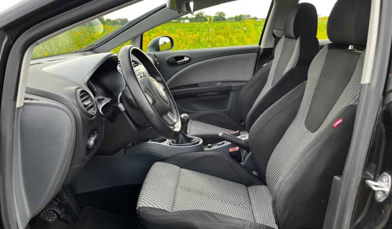 
								SEAT LEON full									